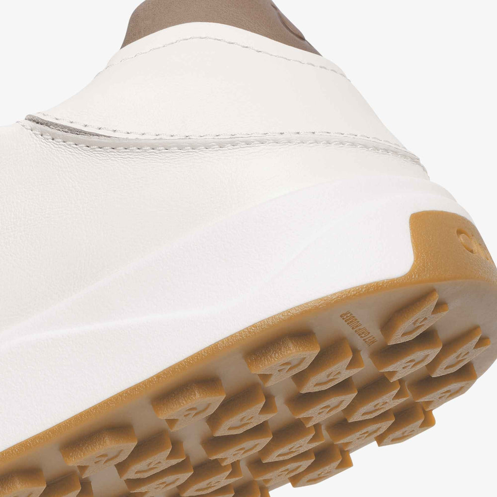 OlukaiWai‘alae - White / Tan
