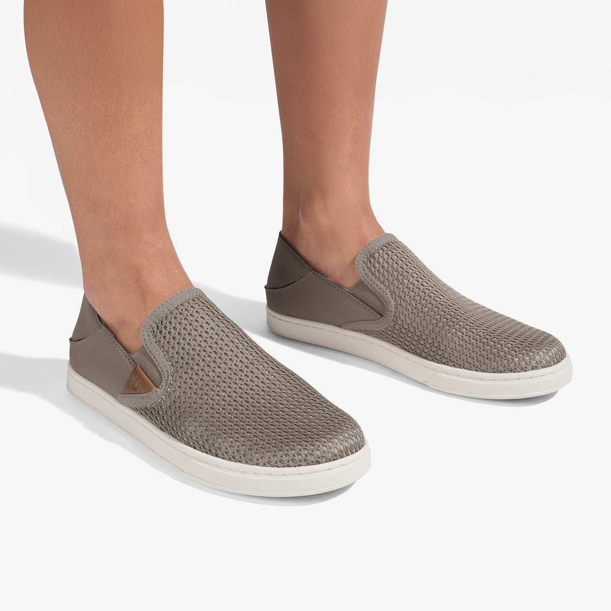 OlukaiPehuea - Taupe Grey / Taupe Grey