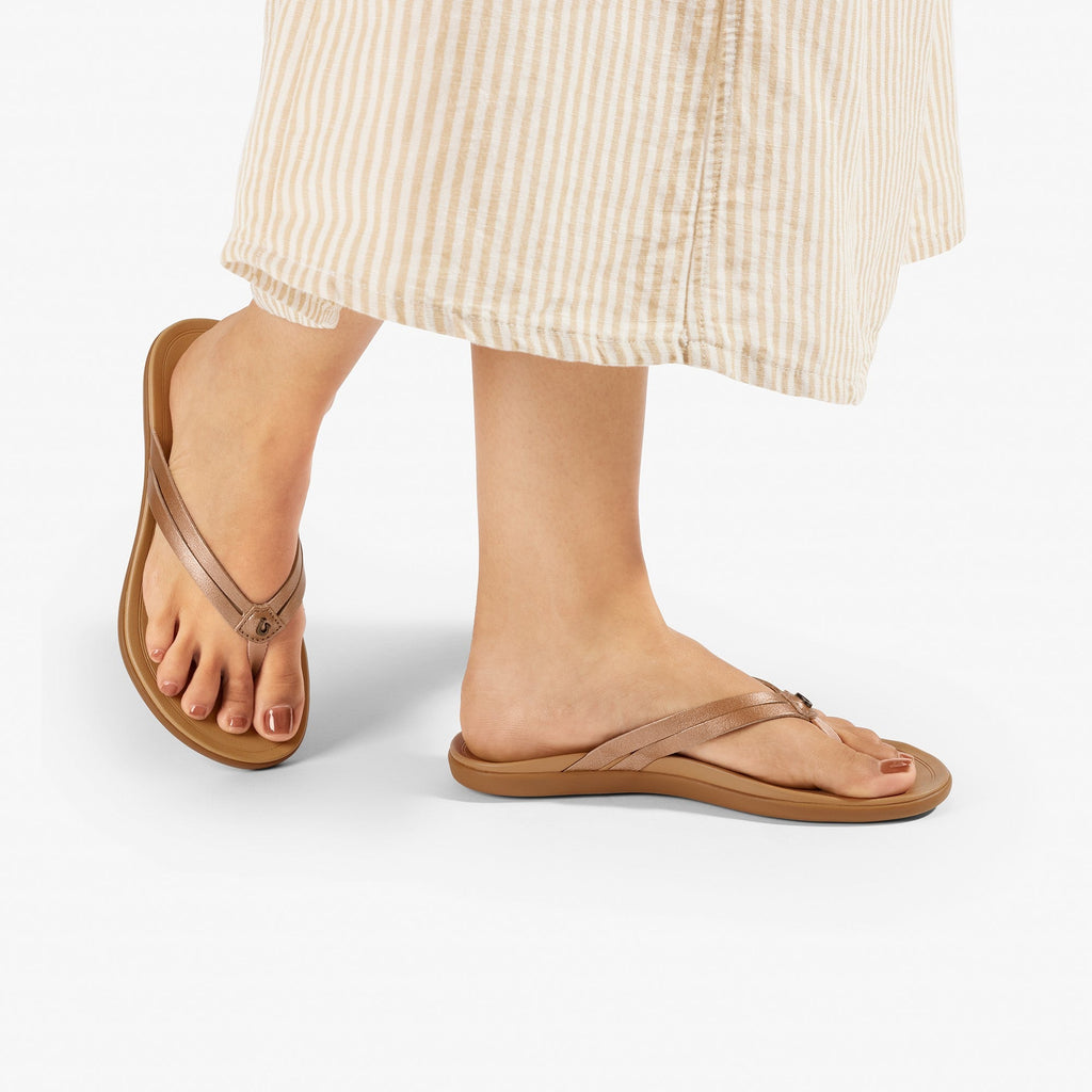 OlukaiHo‘ōpio Hui - Pink Sand Metallic / Warm Sand