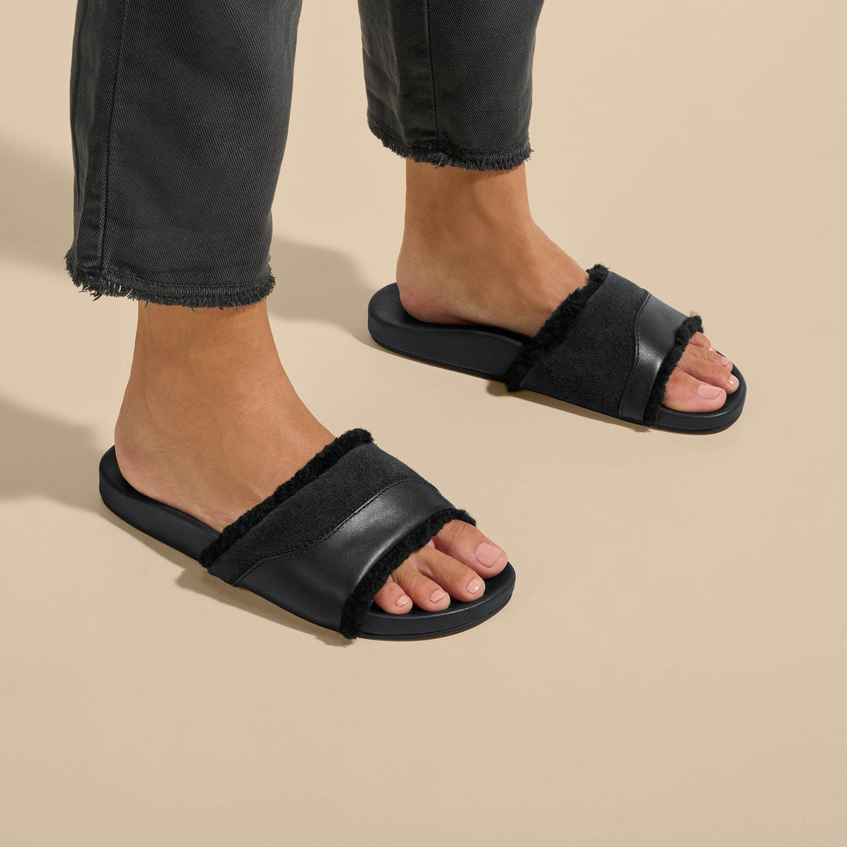 OlukaiHō‘ala Slide - Black
