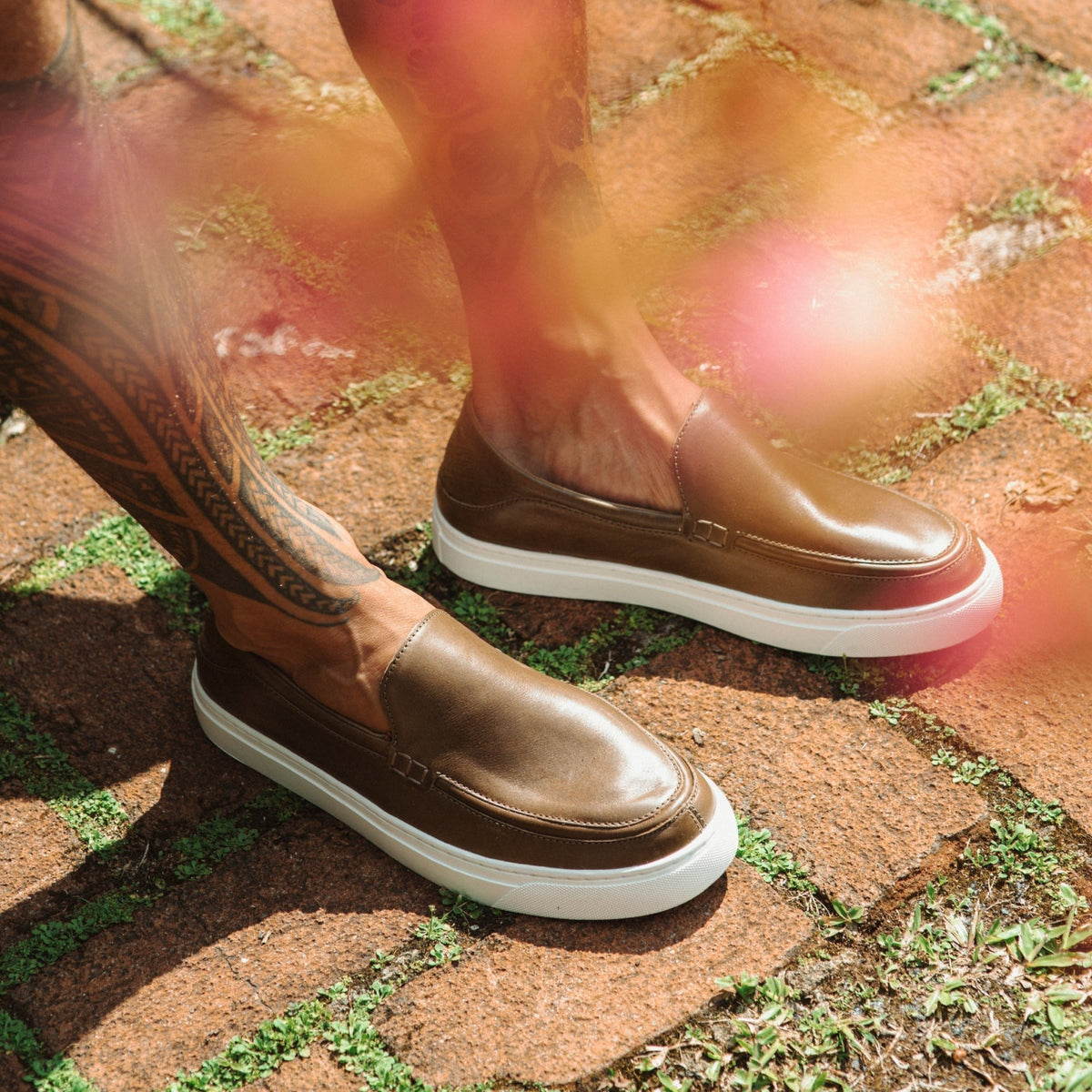 OlukaiKou Slip On - Walnut / Walnut