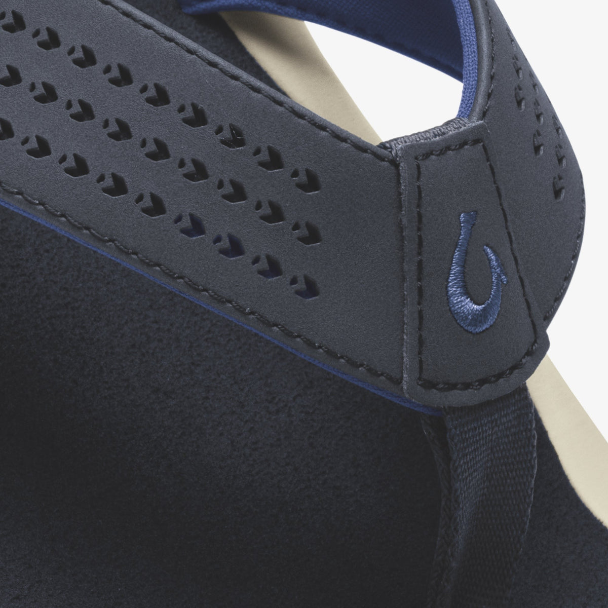 OlukaiUlele - Trench Blue / Trench Blue