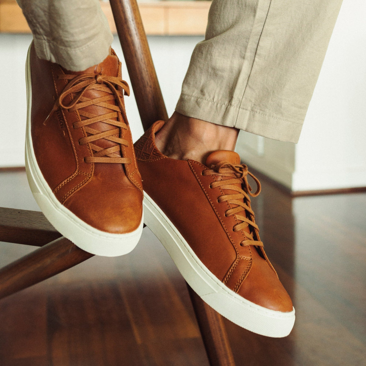 Kou Lace Up - Fox / Fox